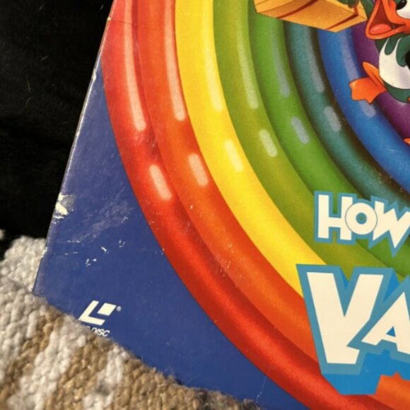 RARE Tiny Toon Adventures: How I Spent My Vacation (1991) - Laserdisc - Picture 2 of 6